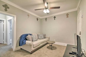 Convenient Apt with Golf Carts and Grill Access!